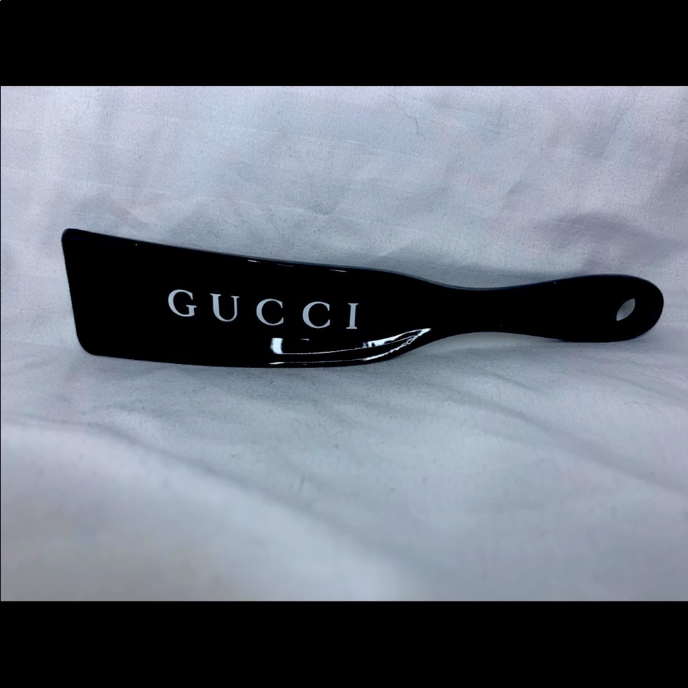 Gucci shoe horn